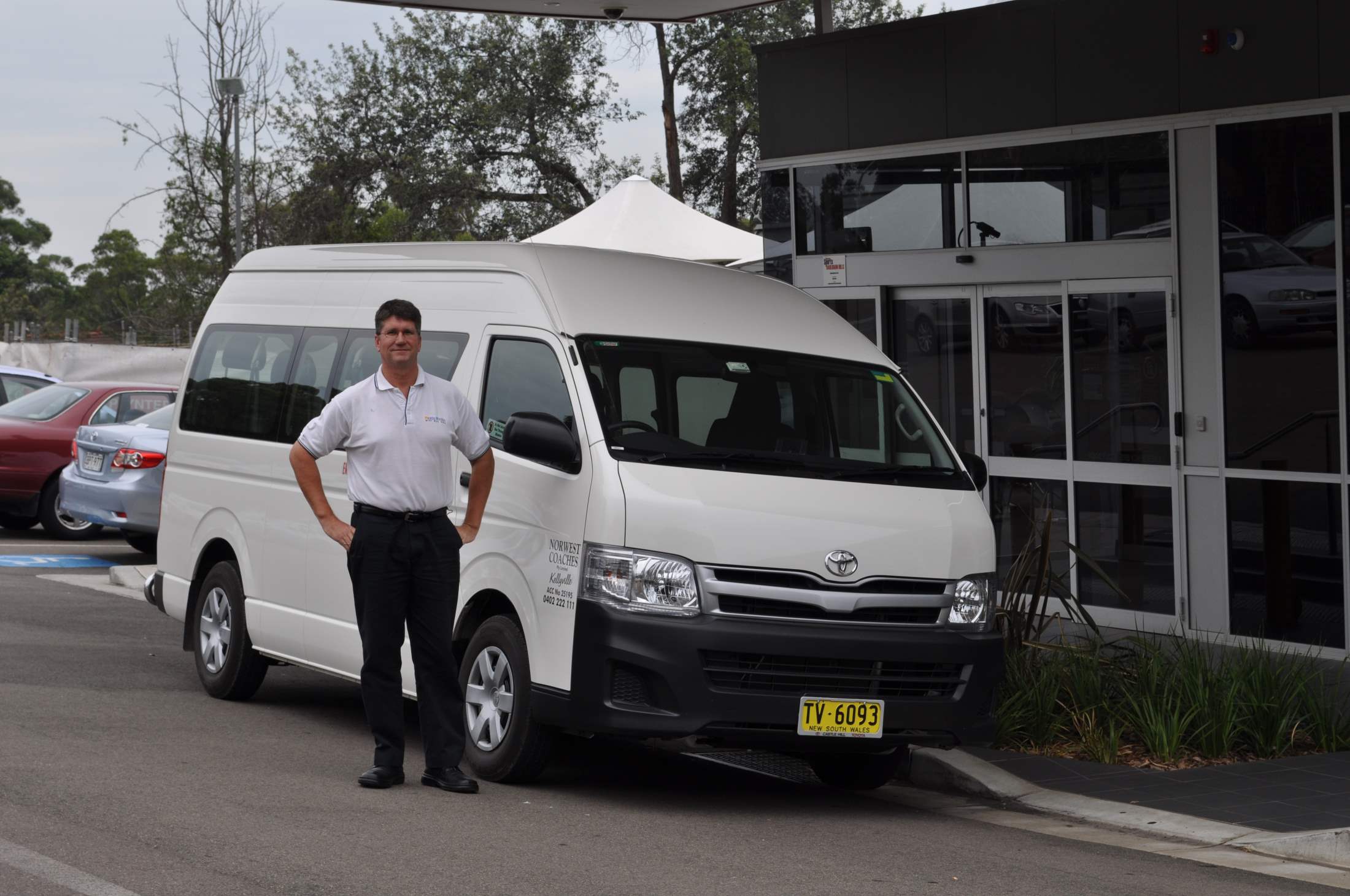 Beats Walkin Mini Bus Hire Northwest Coaches Charter Bus Sydney Corporate Transfers 3