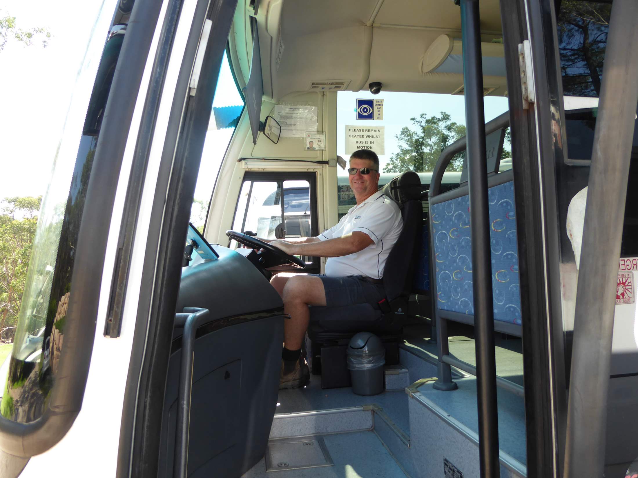 Beats Walkin Mini Bus Hire Northwest Coaches Charter Bus Sydney Corporate Transfers 9